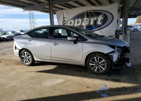 2025 Nissan Versa Sv z USA, uszkodzony, nr VIN 3N1CN8EV9SL857167